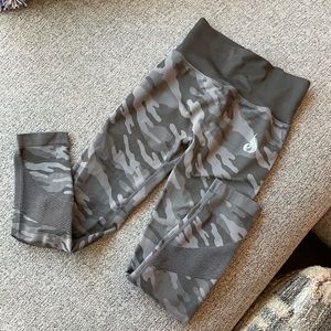 Ryderwear black Camo leggings